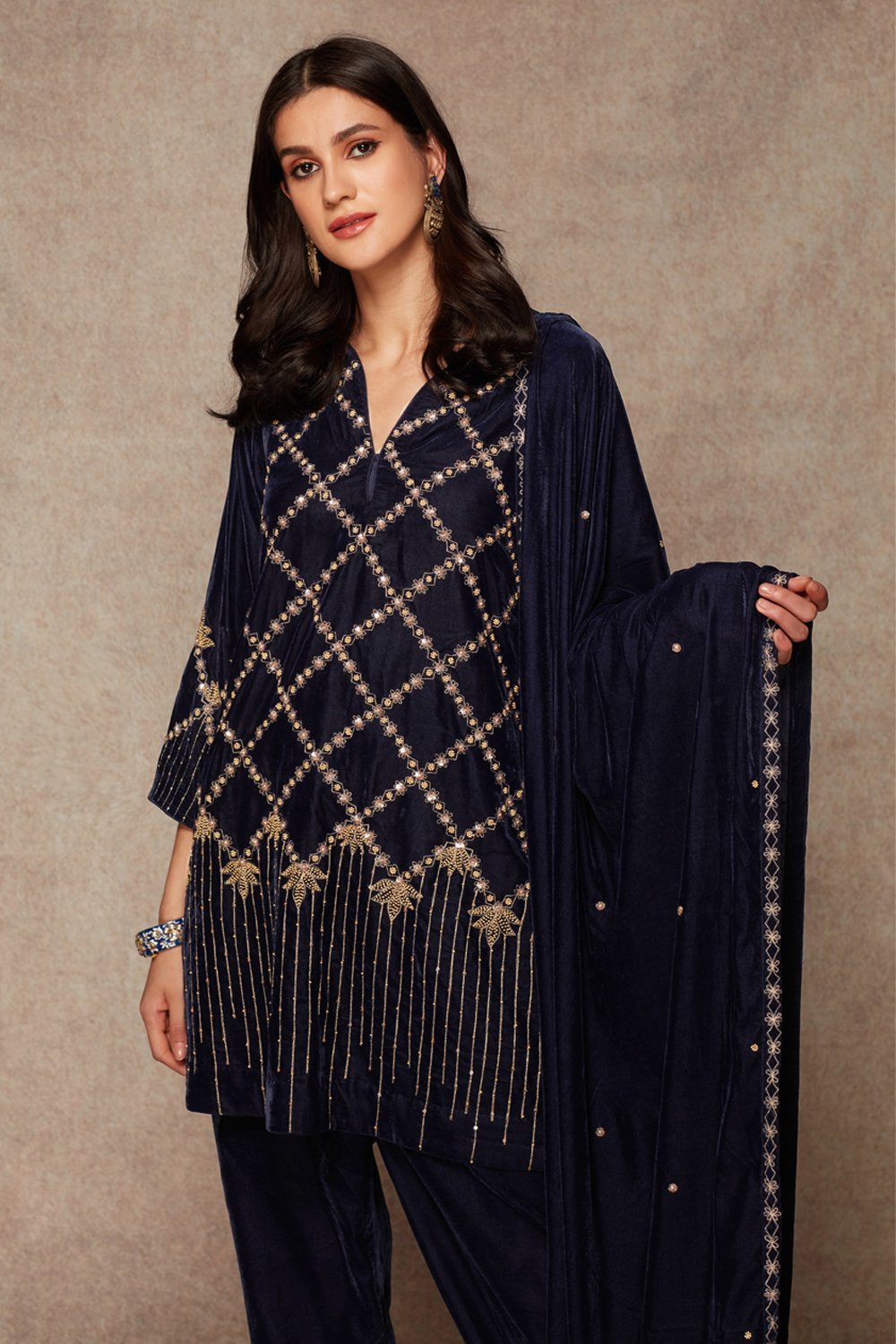 Navy Kurta Set - ajieshoberoi