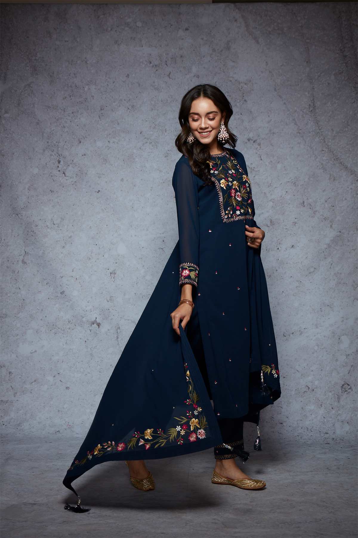 Neetu - Navy Blue - ajieshoberoi