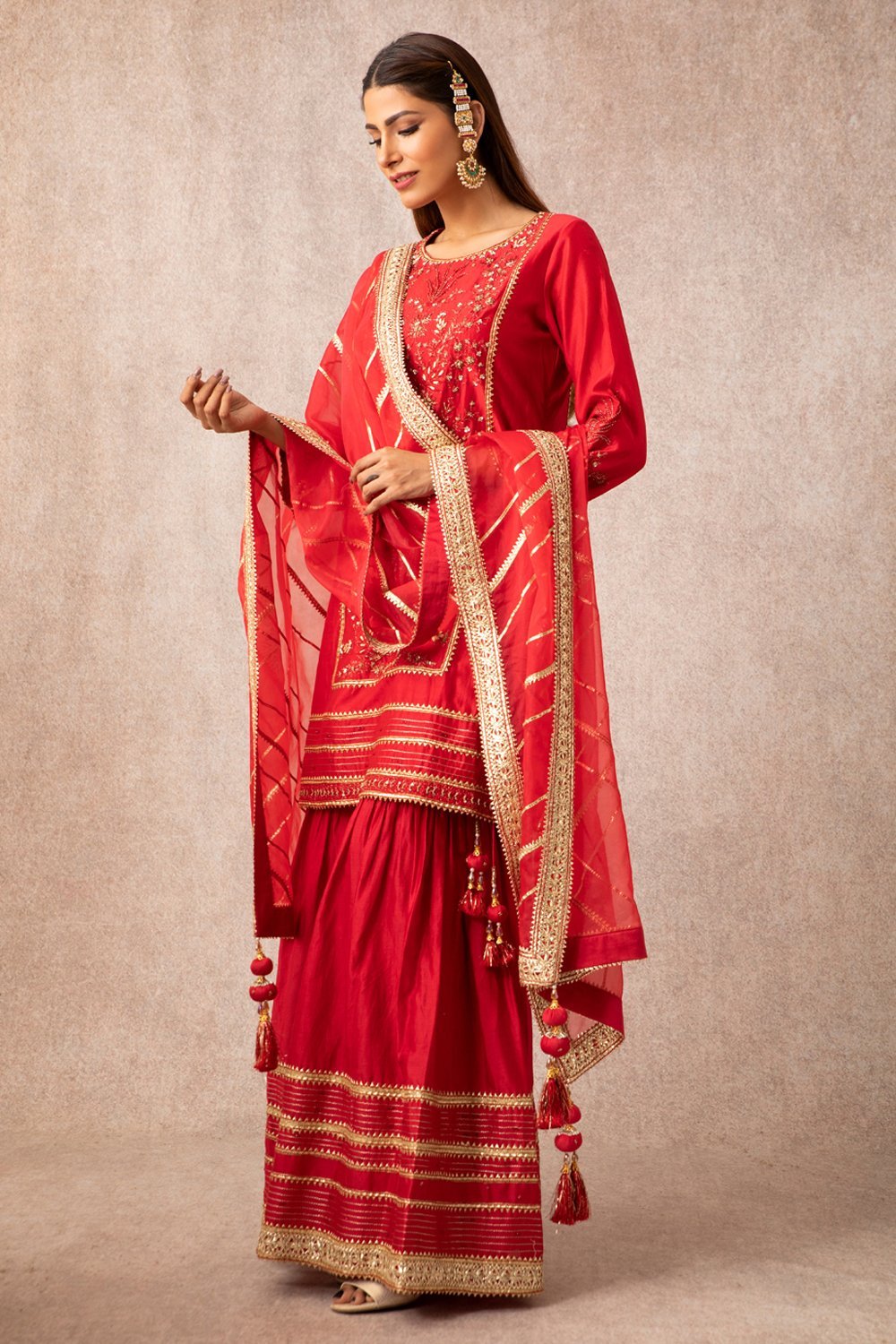 Red Straight Kurta Set - ajieshoberoi