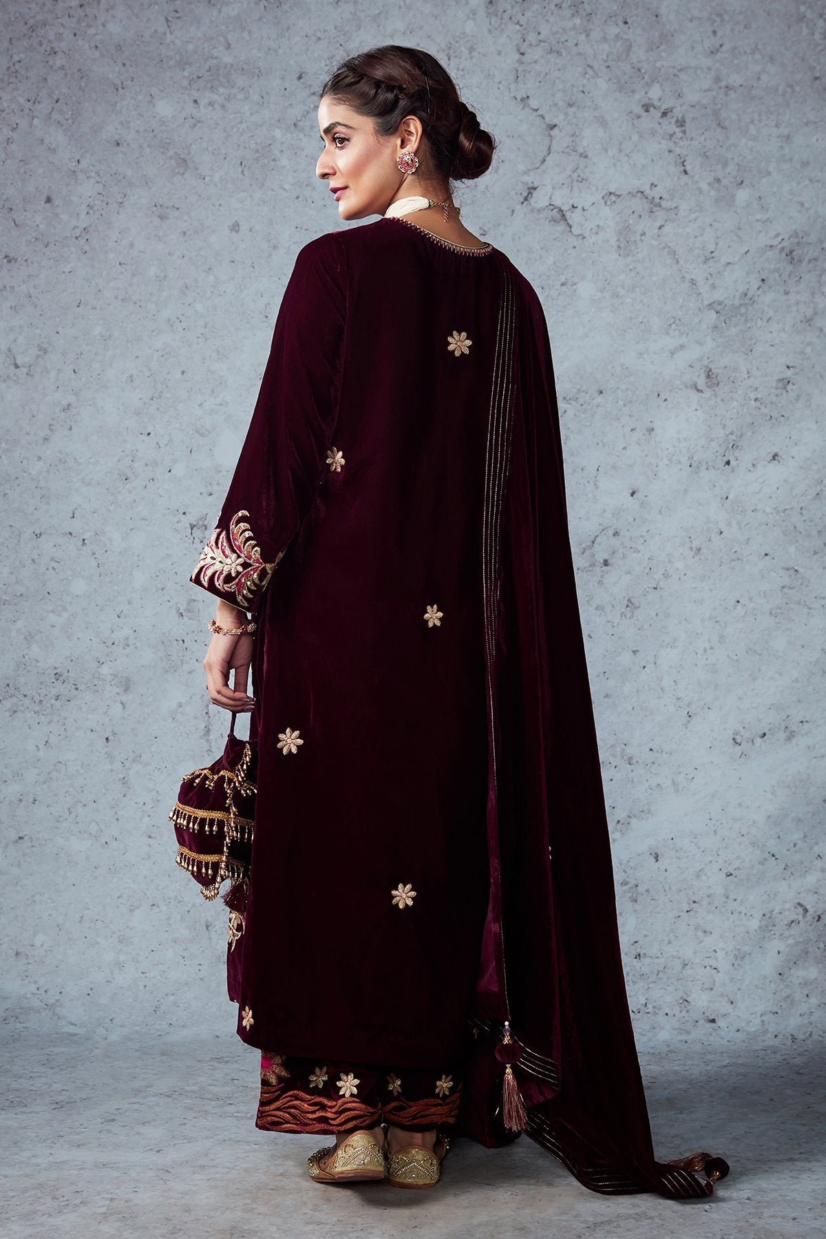 RUHI - ajieshoberoi