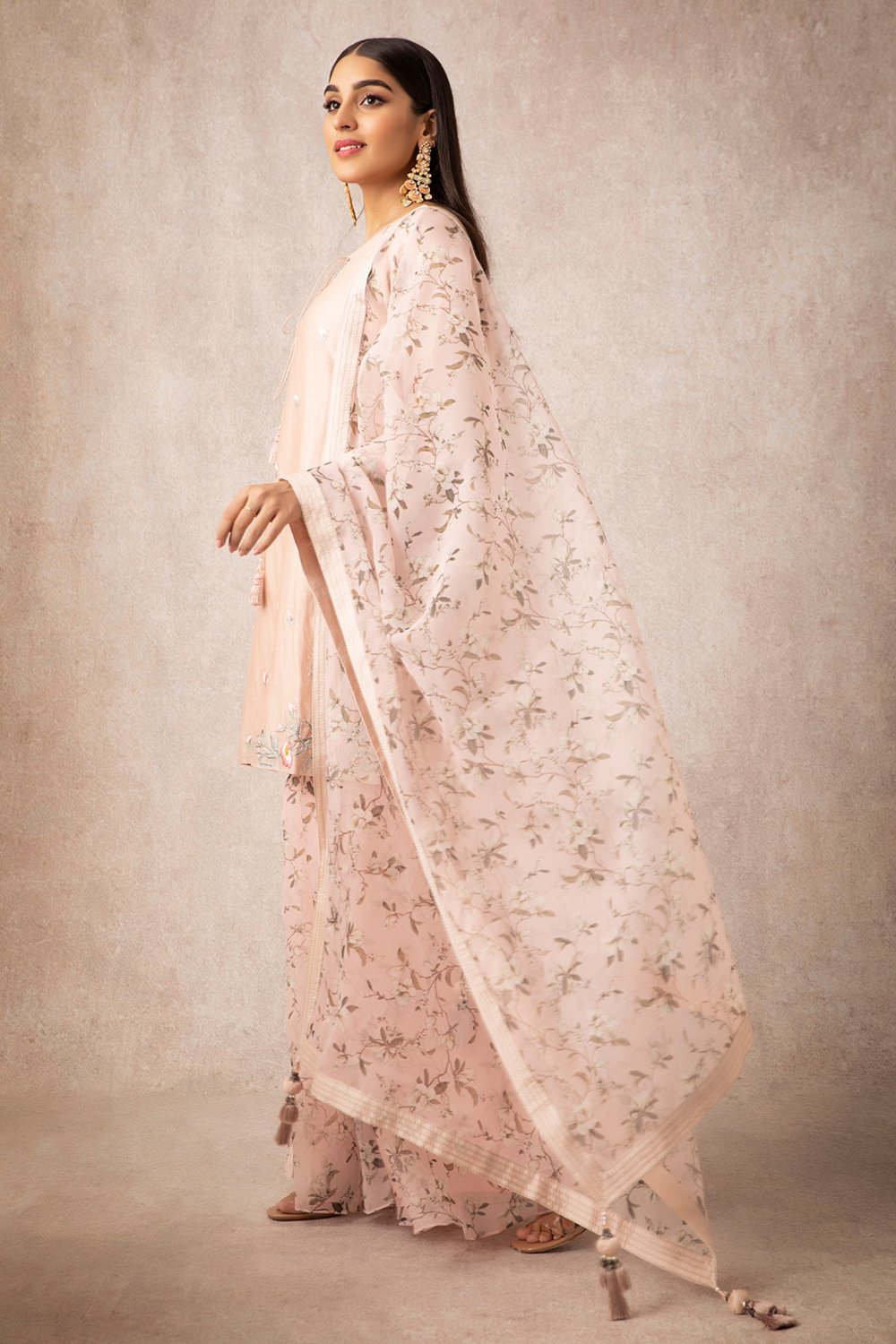 Salmon Short Kurta Set - ajieshoberoi