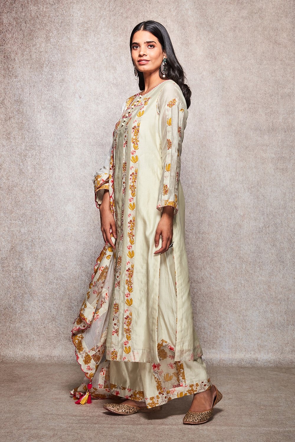 SAMIRA - ajieshoberoi