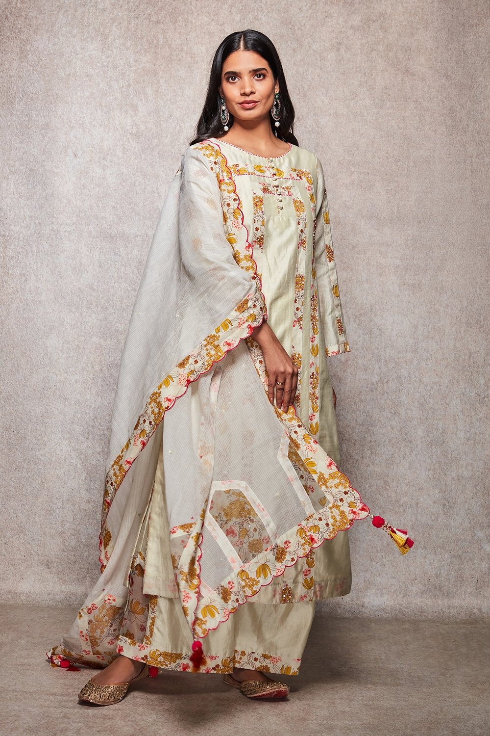 SAMIRA - ajieshoberoi
