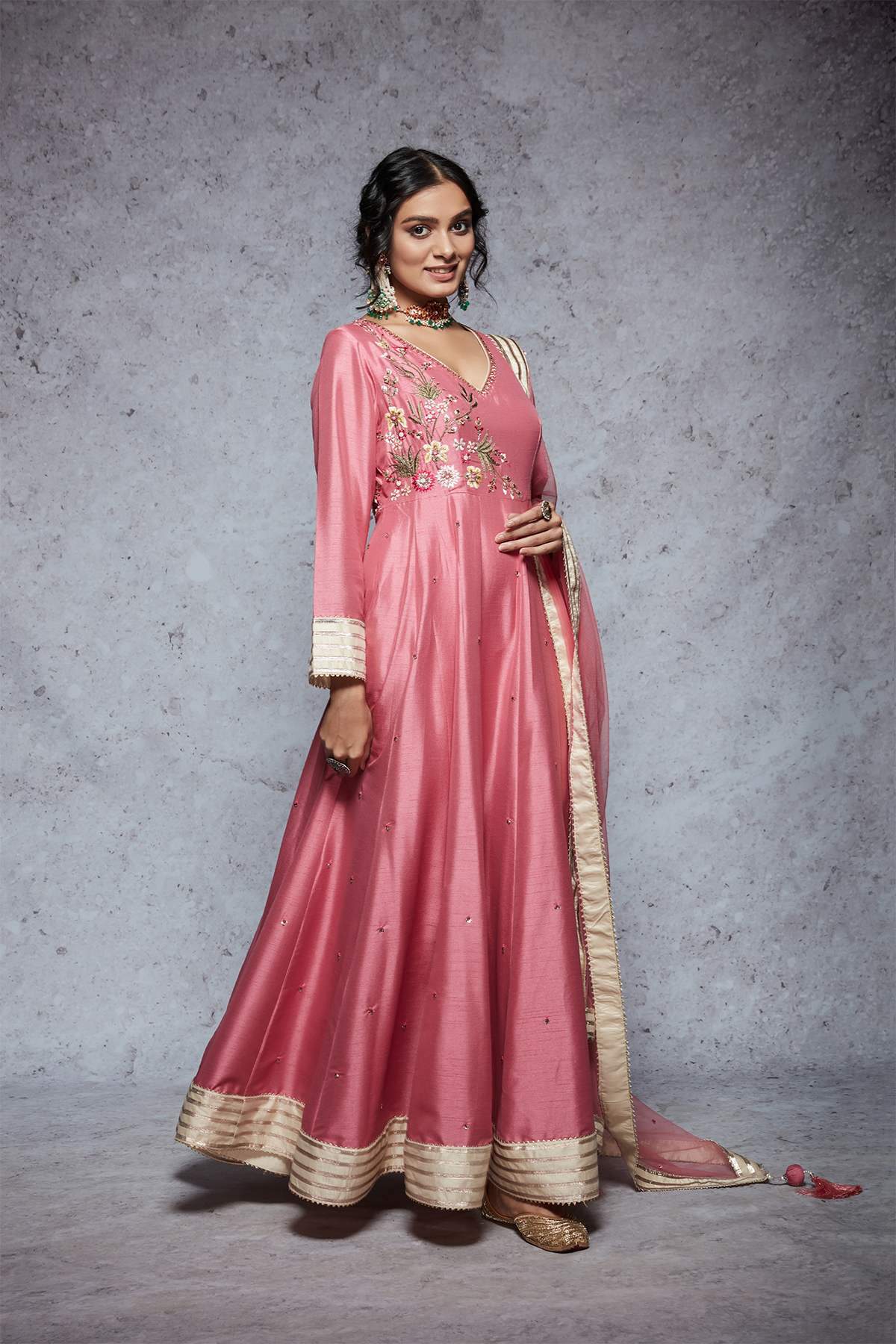 Tanuja - Rose Pink - ajieshoberoi