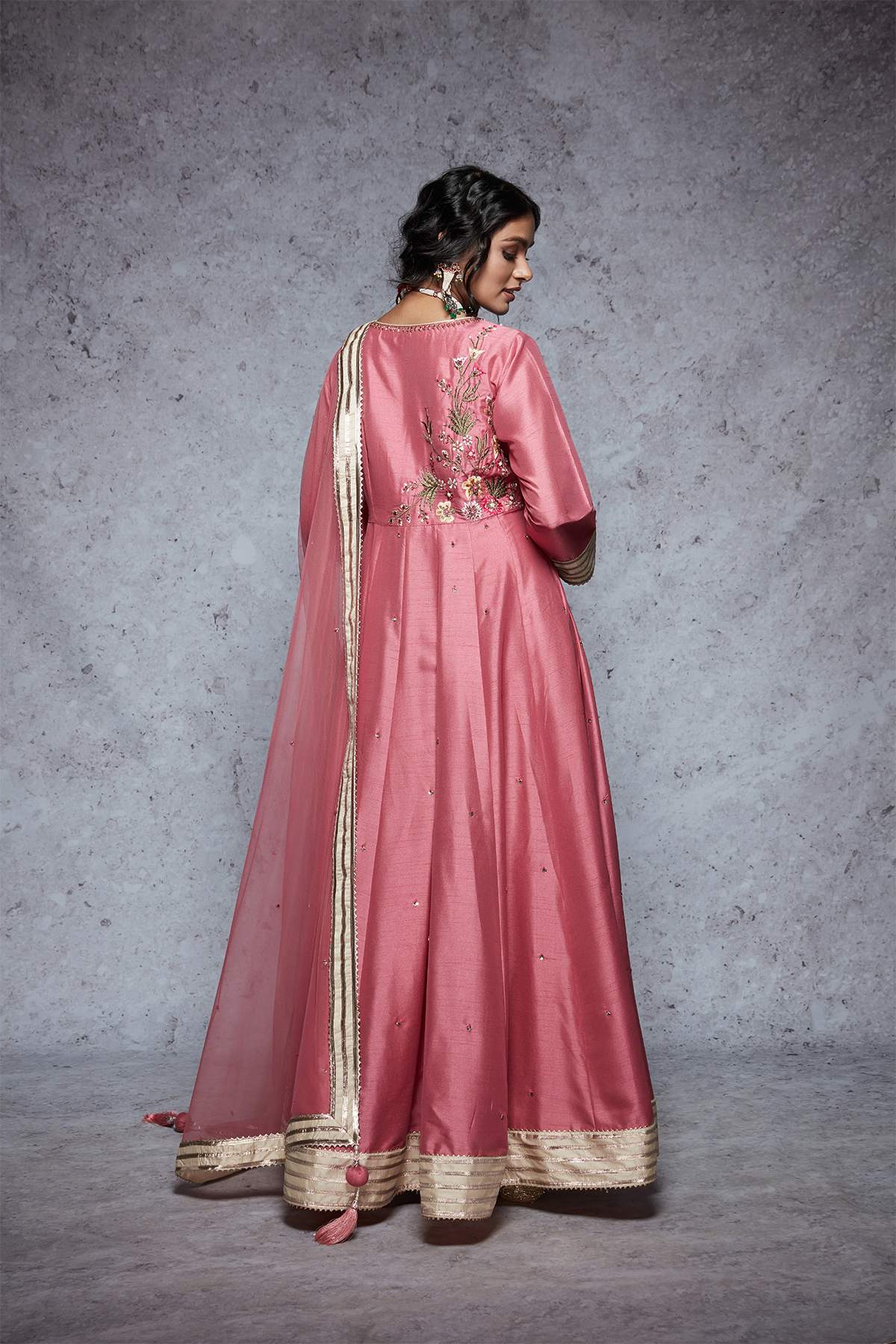 Tanuja - Rose Pink - ajieshoberoi