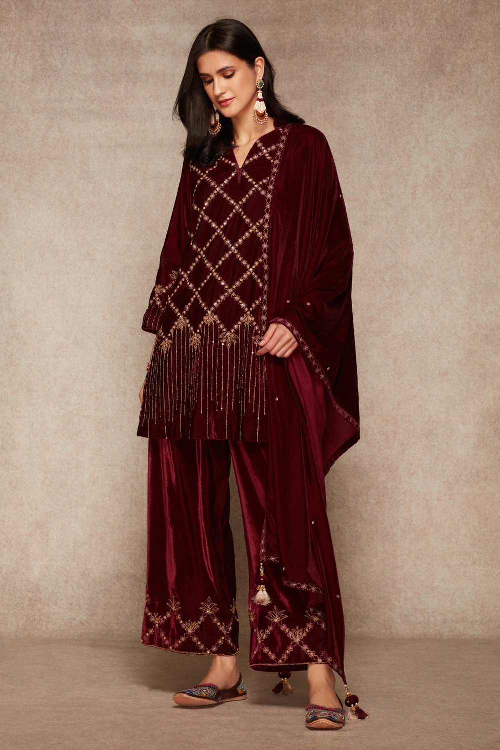 Wine Kurta Set - ajieshoberoi