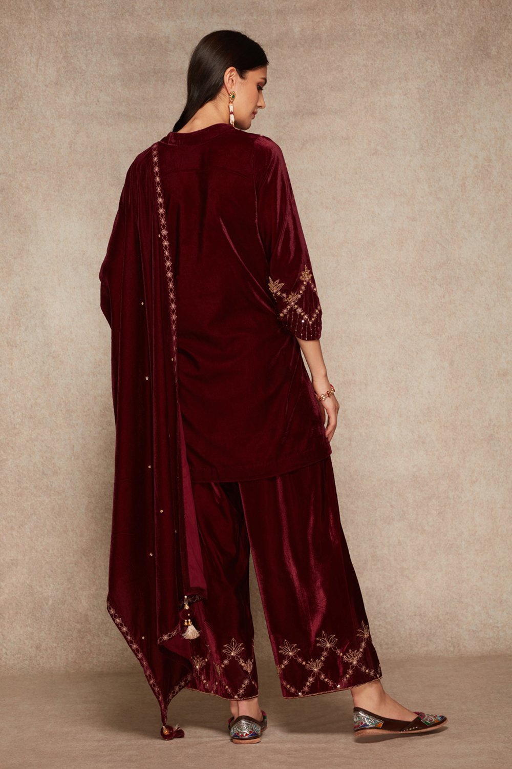 Wine Kurta Set - ajieshoberoi